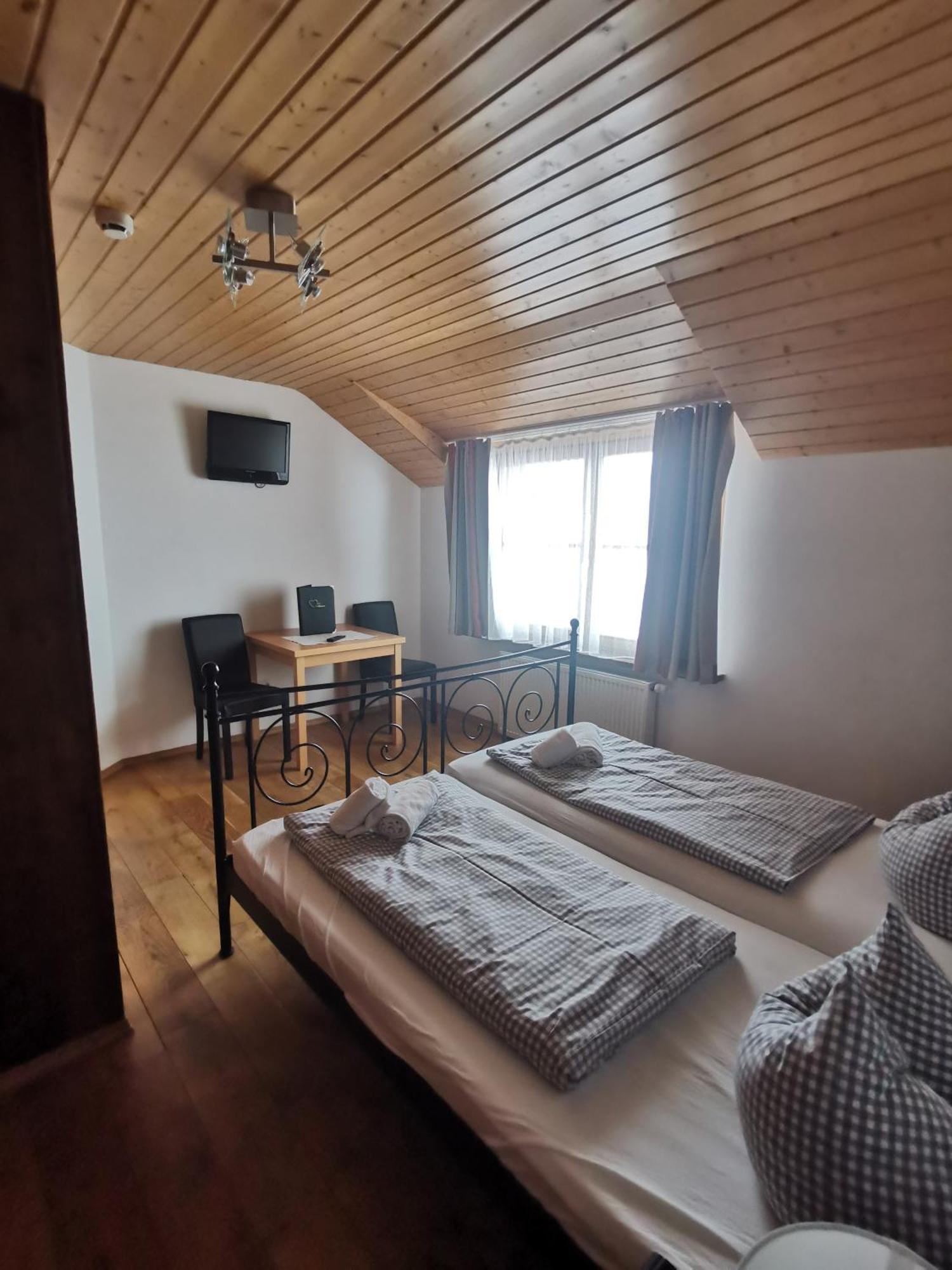 Hotel Karwendelblick Urfeld エクステリア 写真