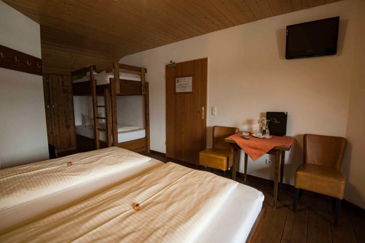 Hotel Karwendelblick Urfeld エクステリア 写真